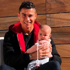 Cristiano, un padre orgulloso que presume de su hija Eva