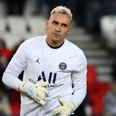Nápoles y PSG negocian también por Keylor
