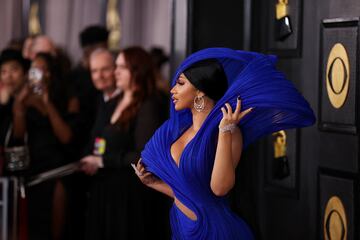 Cardi en los Grammy 2023.