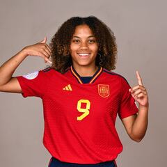 Vicky López: “Montse me dijo que disfrutase la experiencia”