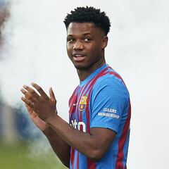 El Clásico and Messi '10' provide motivation for Barcelona's Fati