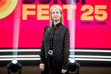 Cantante, compositora y productora madrileña. Ha apostado por la fusión de pop y electrónica en sus últimos trabajos. Su canción se llama 'Loca por ti'.