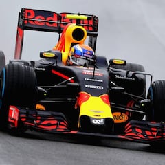 Verstappen emuló a Senna y Schumacher bajo la lluvia