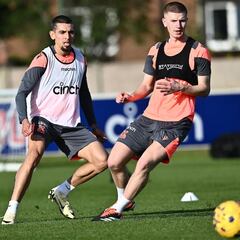 Roy Hodgson confirma a Daniel Muñoz para el juego ante Brighton