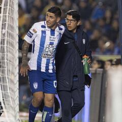 Víctor Guzmán peligra su participación con la Selección Mexicana