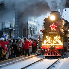 When is St. Nicholas Day and where and why is it celebrated?