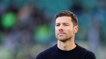 Bayer Leverkusen's Spanish coach Xabi Alonso arrives prior to the German first division Bundesliga football match between VfL Wolfsburg and Bayer Leverkusen in Wolfsburg, northern Germany on October 21, 2023. (Photo by Ronny HARTMANN / AFP) / DFL REGULATIONS PROHIBIT ANY USE OF PHOTOGRAPHS AS IMAGE SEQUENCES AND/OR QUASI-VIDEO