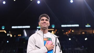 El tenista español Carlos Alcaraz, durante un entrenamiento previo antes del Masters 1.000 de París.