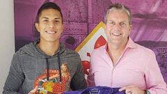 Carlos Salcedo está en la banca ante el Chievo