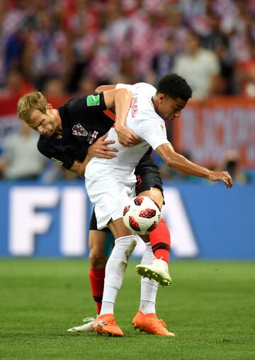 Jesse Lingard e Ivan Strinic.