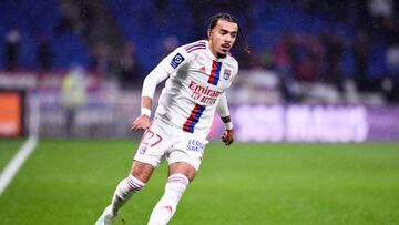 Malo Gusto, en un partido con el Lyon.