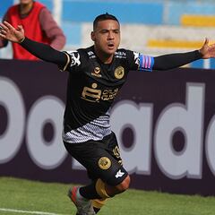 Alfredo Ramúa: “Decidí quedarme en Cusco FC para devolverlo a la Liga 1”