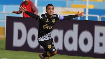 Alfredo Ramúa: “Decidí quedarme en Cusco FC para devolverlo a la Liga 1”