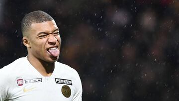 El delantero francés del PSG, Kylian Mbappé, durante un partido.