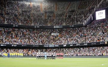 Minute's silence before Valencia-Las Palmas