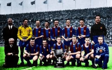 Formación del Barcelona de las Cinco Copas. Arriba: Ramallets, César, Seguer, Biosca, Martín, Bosch y Velasco; abajo: Kubala, Basora, Gonzalvo III, Vila, Manchón y Mur.