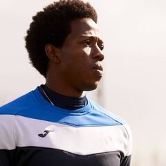 Carlos Sánchez deja Espanyol para unirse a la Selección