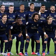 1x1 del Madrid: Militao lideró el naufragio en el Villamarín