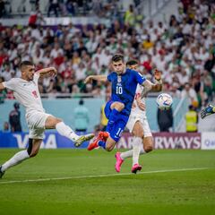 How many times have USMNT qualified for the Round of 16 of the World Cup? What is their record?