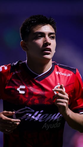 Gilberto Mora of Tijuana during the 13th round match between Puebla and Tijuana as part of the Liga BBVA MX, Torneo Apertura 2025 at Cuauhtemoc Stadium, on October 17, 2025 in Puebla, Mexico.