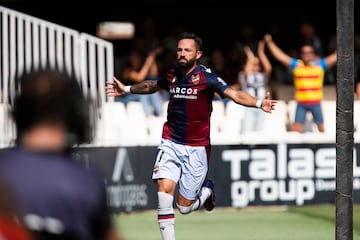 Morales, celebrando su gol al Cartagena.