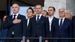 El presidente de UEFA, Aleksander Ceferin junto al presidente de la RFEF, Pedro Rocha.