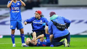 Nicolas Ibanez of Cruz Azul during the 14th round match between America and Cruz Azul as part of the Liga BBVA MX Varonil, Torneo Clausura 2026 at Banorte (Azteca) Stadium, on April 11, 2026 in Mexico City, Mexico.