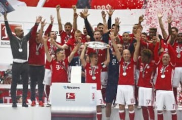 Vidal y el festejo de su primera Bundesliga