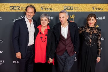 El equipo que ha participado en el documenta "The Last Ride " (RAI Italia), posando en la alfombra roja de los Premios Ondas 2025.