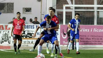 GRA015. FORMENTERA, 25/10/2017.- Un momento del partido de ida de dieciseisavos de final de la Copa del Rey que el Athletic de Bilbao y el Formentera disputan en el estadio Sant Francesc Xavier de Formentera. EFE/Sergio G. Canizares