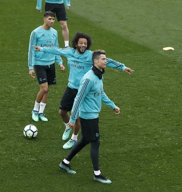 Achraf, Marcelo y Cristiano Ronaldo. 
