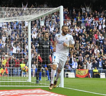 Benzema celebrates his goal.