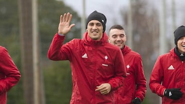 Tucu Hernández, durante un entrenamiento en A Madroa.