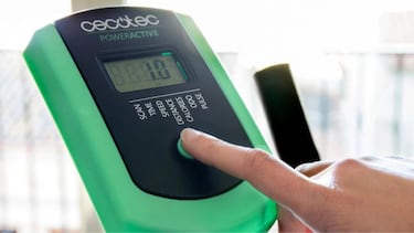 Te contamos cmo es la bicicleta esttica PowerActive de Cecotec, ideal para hacer deporte en casa