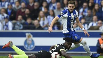 Porto da por perdida la renovación de Héctor Herrera