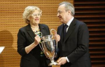 Manuela Carmena y Florentino Pérez. 
