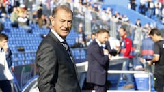 Alavés sack coach De Biasi after two months
