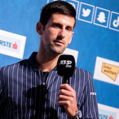 Djokovic y Barty siguen líderes y Sorribes sube ocho puestos