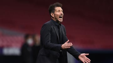 LaLiga leaders Atl&eacute;tico Madrid play Osasuna on Sunday, with Real Madrid just two points behind them. Coach Simeone discusses the role of striker Su&aacute;rez.