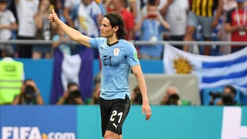 Uruguay's forward Edinson Cavani celebrates at the end of the Russia 2018 World Cup Group A football match between Uruguay and Saudi Arabia at the Rostov Arena in Rostov-On-Don on June 20, 2018. / AFP PHOTO / Khaled DESOUKI / RESTRICTED TO EDITORIAL