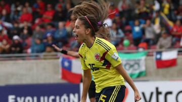 Isabella Echeverri en un partido de la Selección Colombia Femenina.
