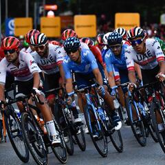 Roglic gana su primera Vuelta