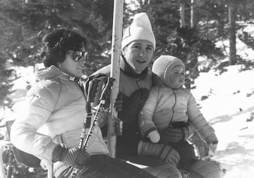 Paquito Fernndez Ochoa, con su familia.