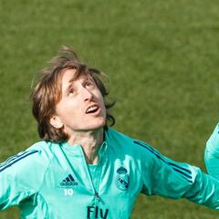 James termina la cuarentena, pero seguirá en confinamiento