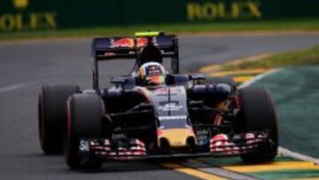 Carlos Sainz con el Toro Rosso durante la calificación del GP de Australia.