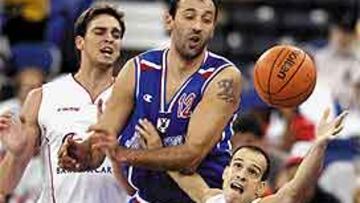 <b>TEMIBLE COMIENZO.</b> España compartirá grupo con Serbia, como sucedió en el Mundobasket.