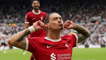 N¨²?ez se echa el Liverpool a la espalda