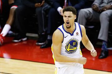 Otro gran partido de Klay Thompson; 19 puntos, tres triples. Y eso que estuvo condicionado por llegar a las tres faltas en el primer cuarto.