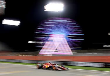 El piloto español de ferrari, Carlos Sainz Jr., durante la carrera. 