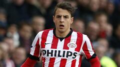 Con Santi Arias como titular, PSV consigue primer punto en UCL